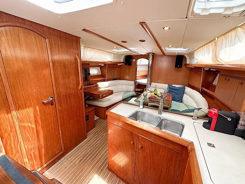 Sun Odyssey 40.3 (ID=16037) - фото 3