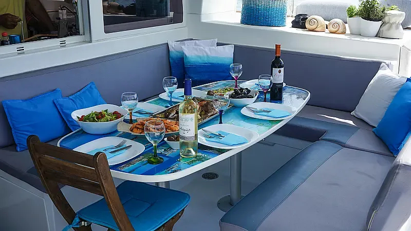 Lagoon 400 (ID=1606) - фото 2