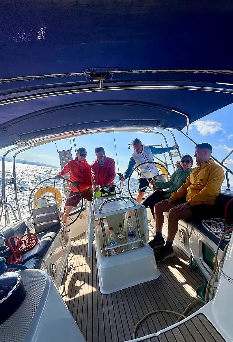 Sun Odyssey 49i (ID=16071) - фото 7