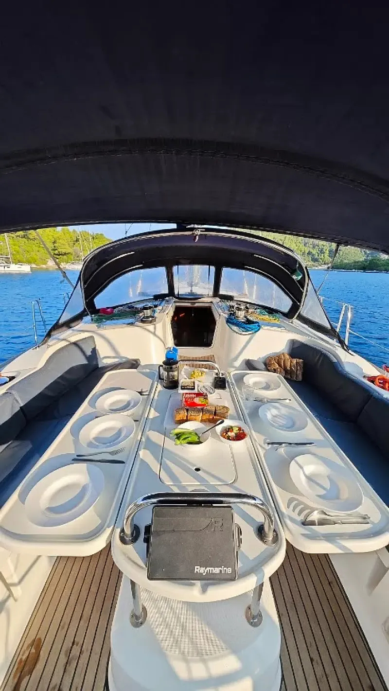 Sun Odyssey 49i (ID=16071) - фото 6