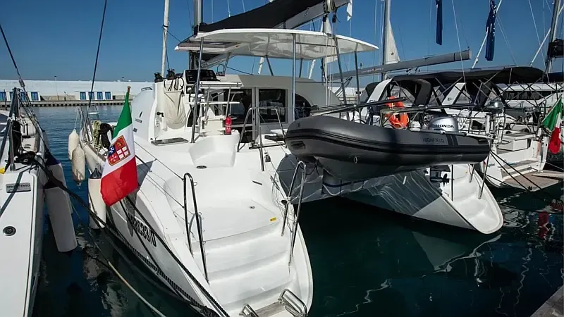 Lagoon 380 (ID=16077) - фото 11