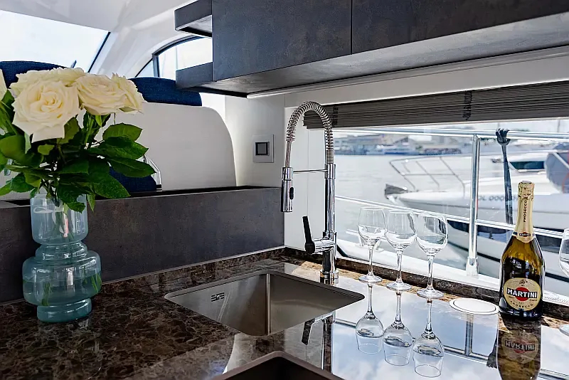 Sessa Fly 48 (ID=16172) - фото 9