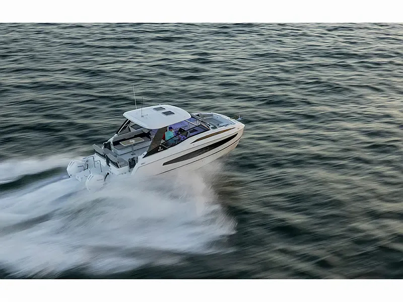 Aquila 32 Sport (ID=16183)