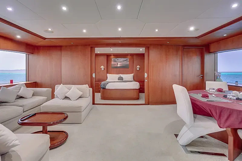 Luxury Motor Yacht (ID=16365) - фото 6