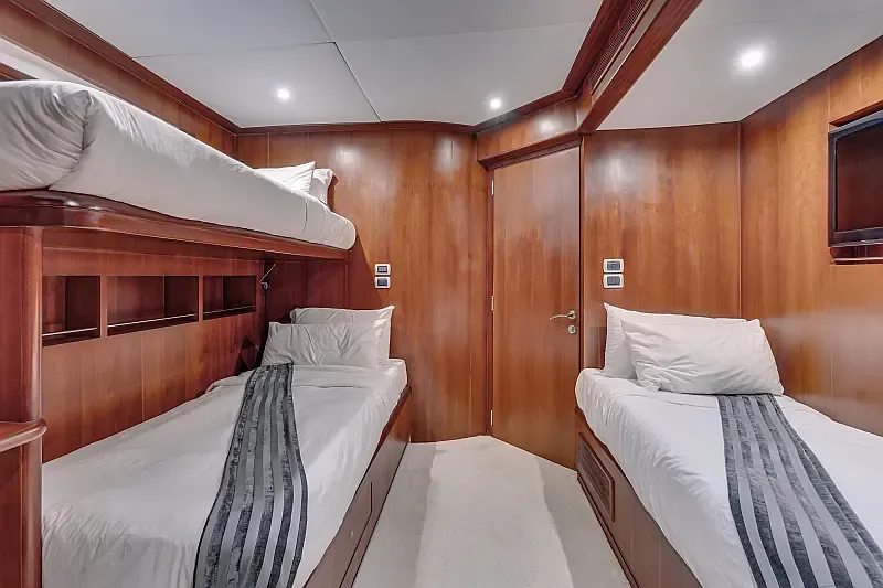 Luxury Motor Yacht (ID=16365) - фото 22