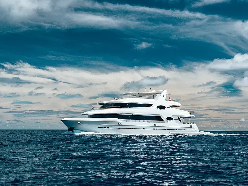 Luxury Motor Yacht (ID=16392)