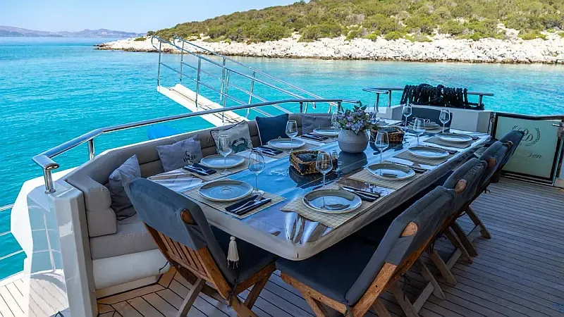 Luxury Motor Yacht (ID=16417) - фото 13