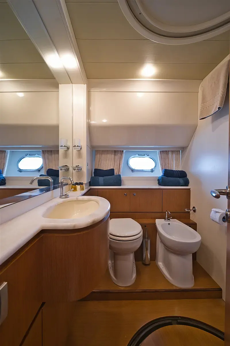 Ferretti 681 (ID=16490) - фото 48