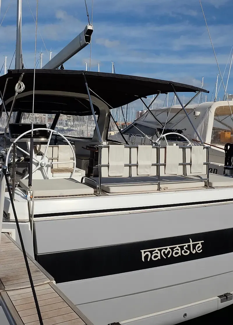 Oceanis Yacht 62 (ID=16601) - фото 9