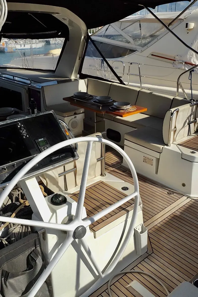 Oceanis Yacht 62 (ID=16601) - фото 13