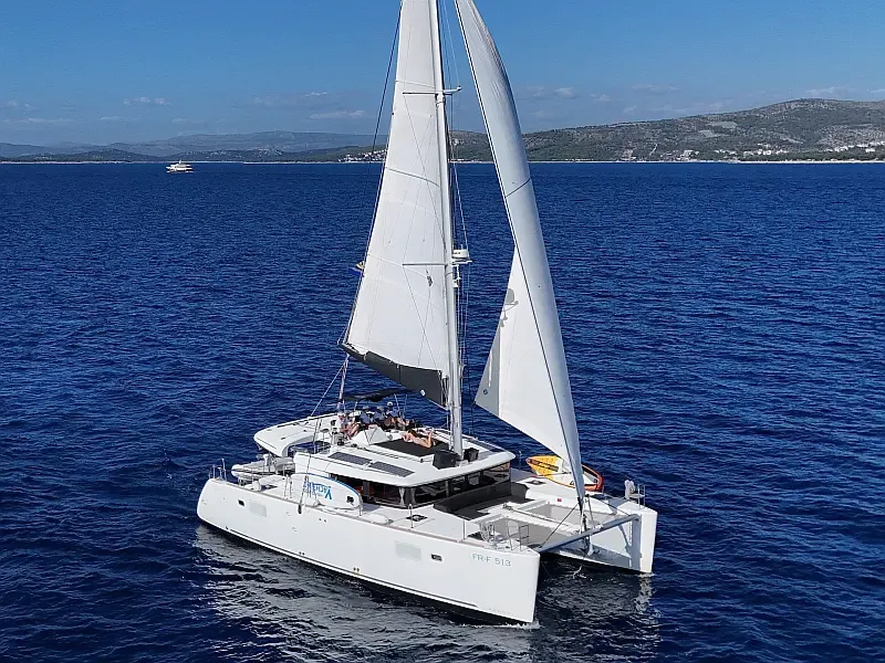 Lagoon 450 (ID=1688)