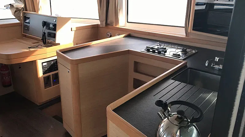 Lagoon 42 (ID=1716) - фото 9