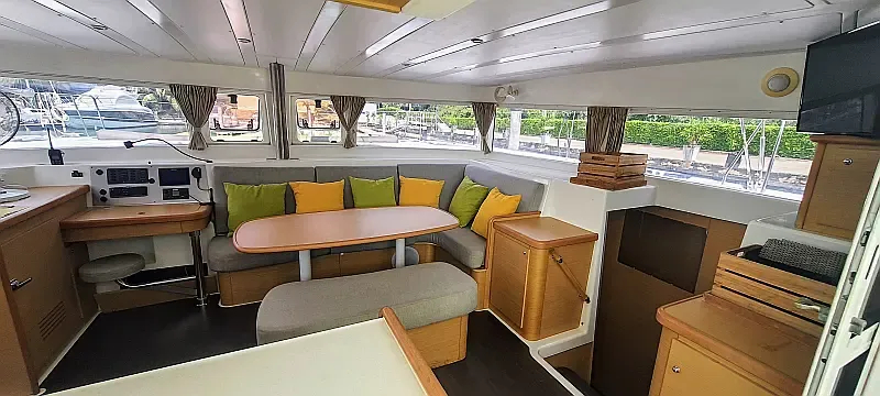 Lagoon 420 (ID=1727) - фото 12