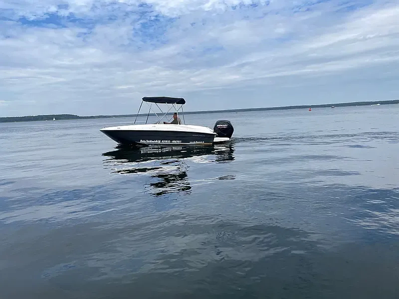 Bayliner E16 (ID=17369)