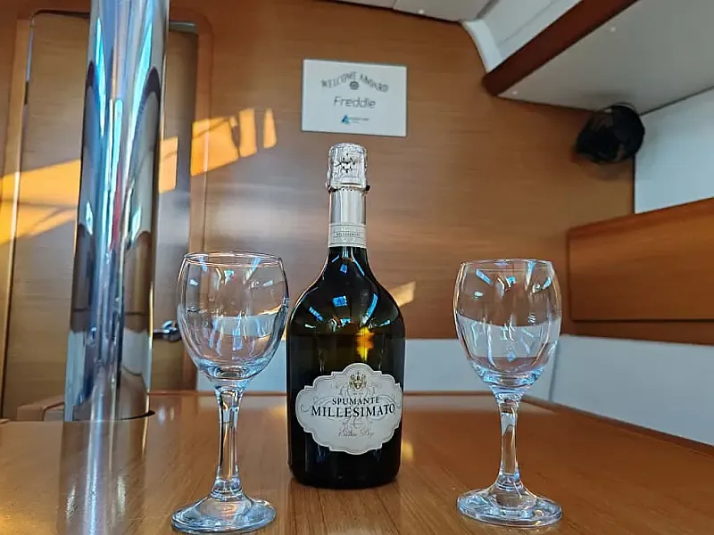 Sun Odyssey 389 (ID=176) - фото 9