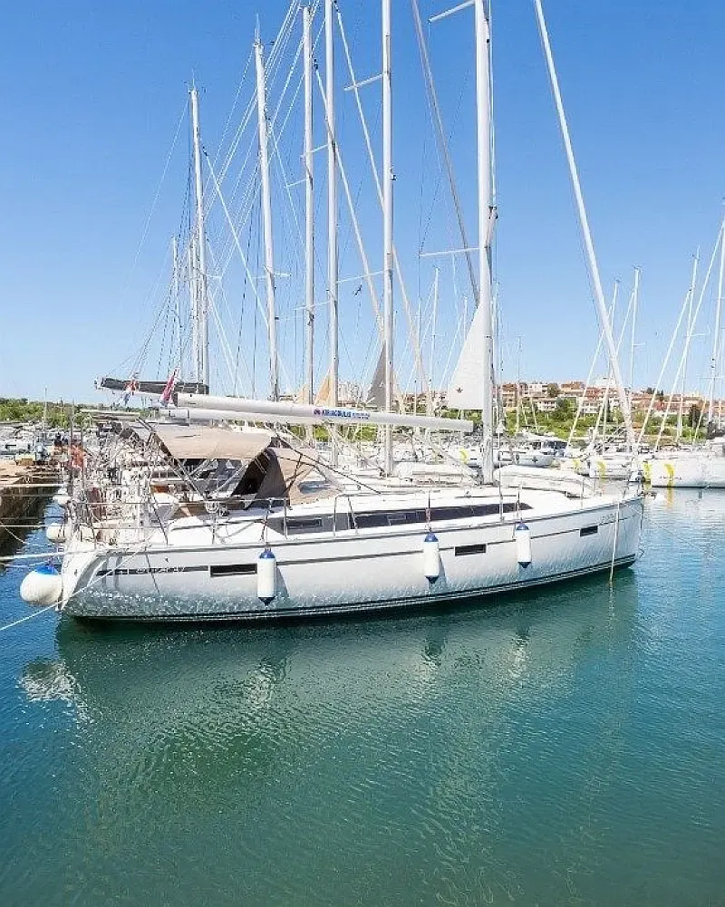 Bavaria Cruiser 37 (ID=17637) - фото 4