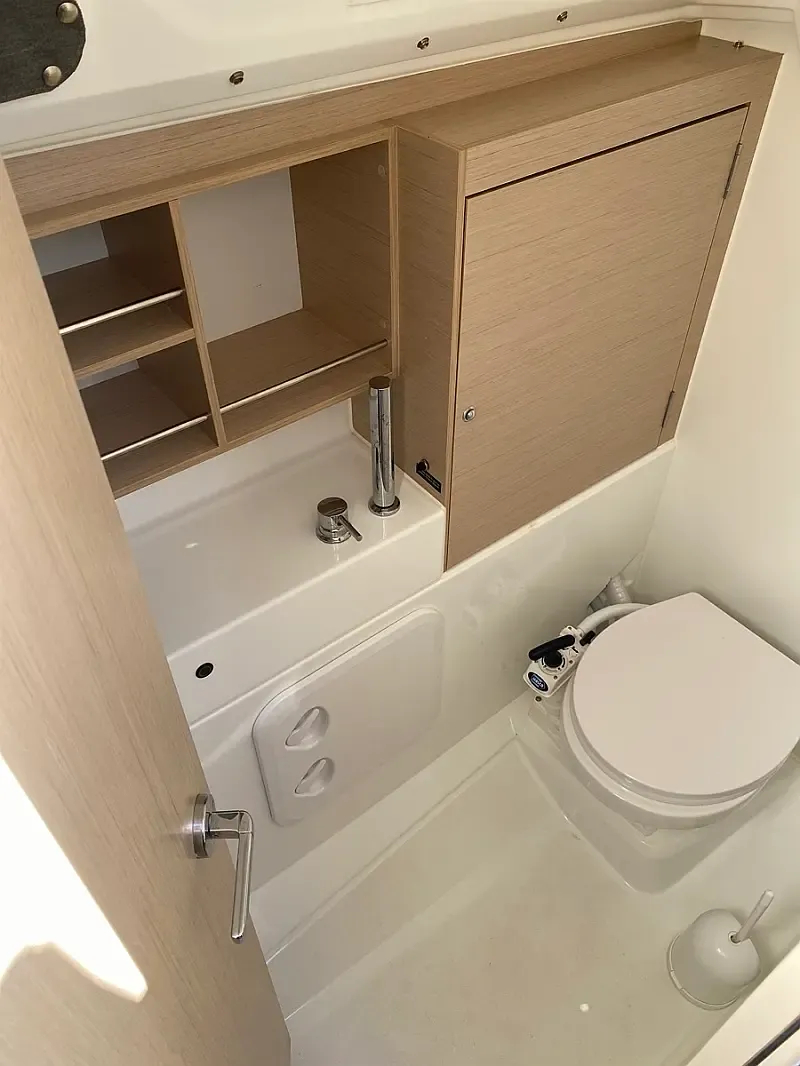 Oceanis 30.1 (ID=177) - фото 4