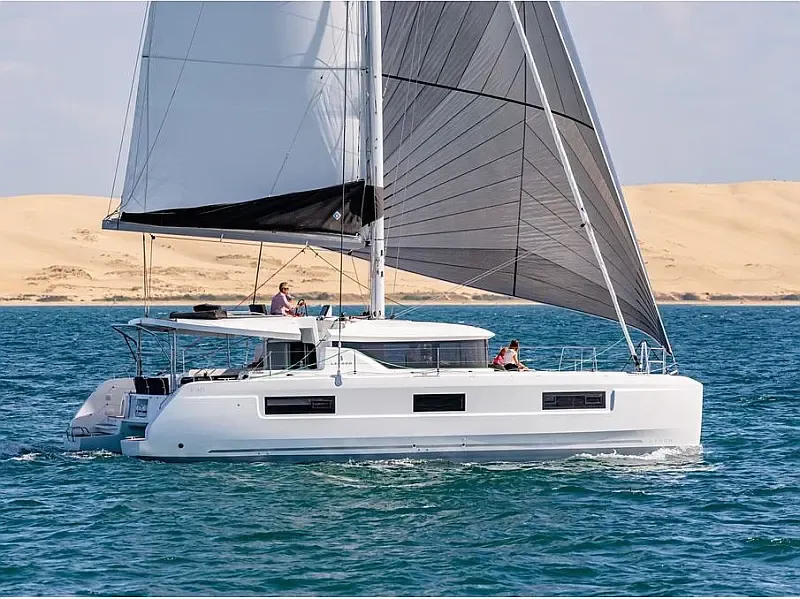Lagoon 46 (ID=17717)
