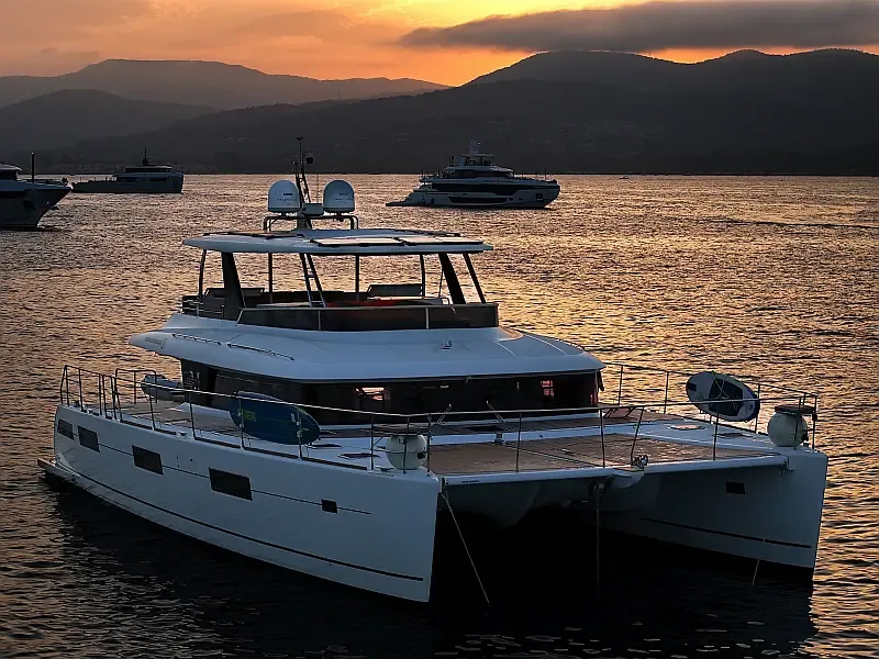 Lagoon Power 630 (ID=17822)