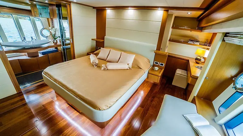 Ferretti 780 (ID=17886) - фото 20