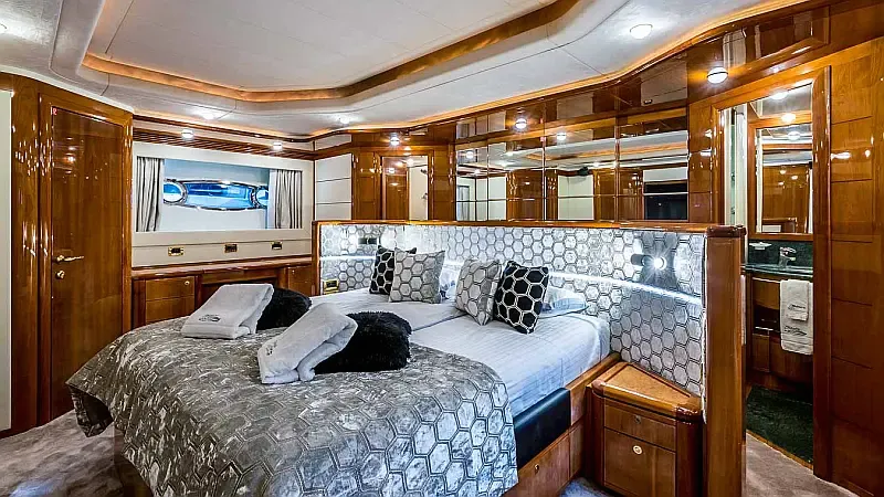 Ferretti 880 (ID=17889) - фото 16