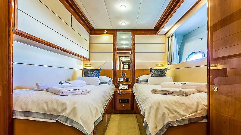 Ferretti 880 (ID=17889) - фото 14