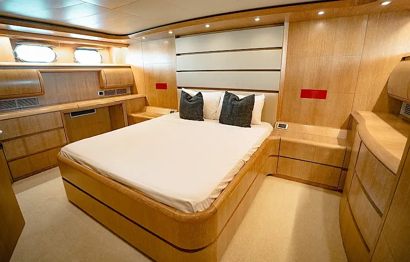 Luxury Motor Yacht (ID=18314) - фото 12