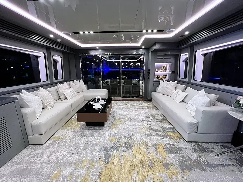 Luxury Motor Yacht (ID=18315) - фото 3
