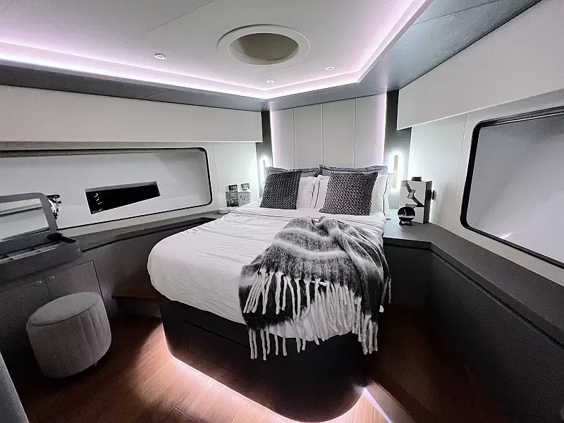 Luxury Motor Yacht (ID=18315) - фото 15