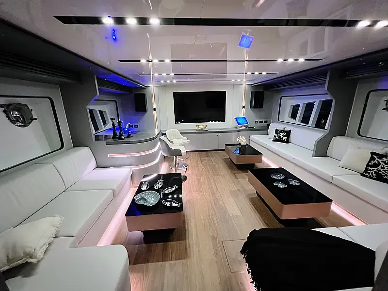 Luxury Motor Yacht (ID=18315) - фото 12