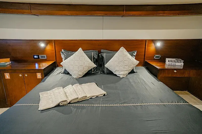 Luxury Motor Yacht (ID=18318) - фото 33