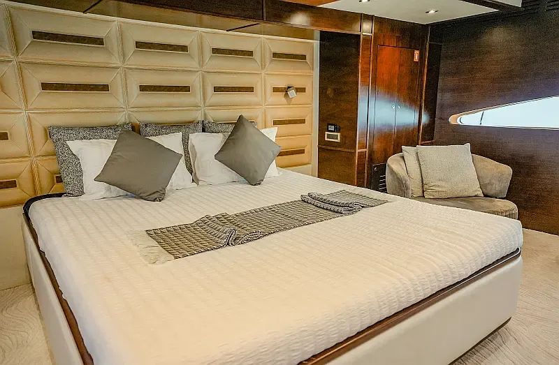 Luxury Motor Yacht (ID=18318) - фото 29