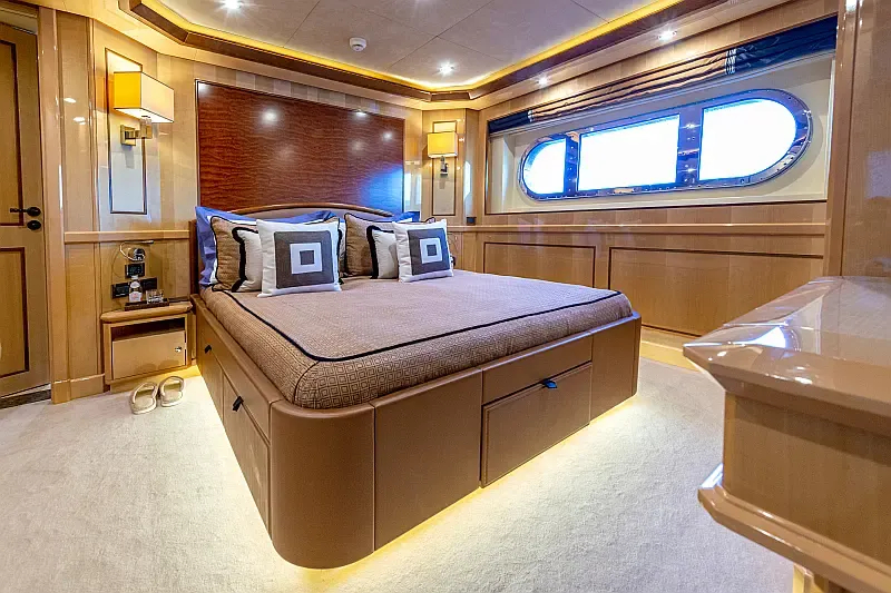 Luxury Motor Yacht (ID=18320) - фото 24