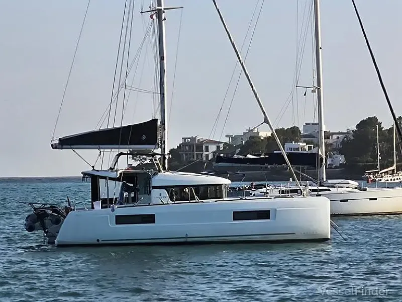Lagoon 40 (ID=18348)
