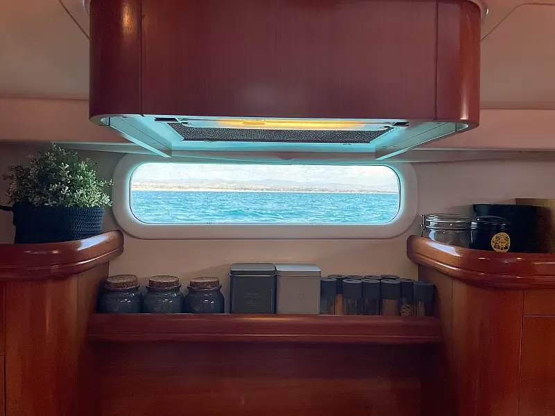 Beneteau 57 (ID=18376) - фото 23