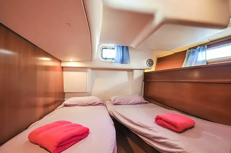 Sun Odyssey 54DS (ID=18380) - фото 6