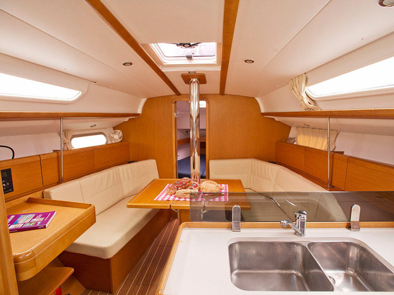 Sun Odyssey 36i (ID=185) - фото 3