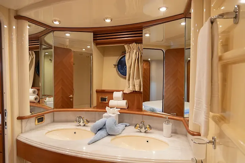 Azimut 68 E (ID=18747) - фото 53