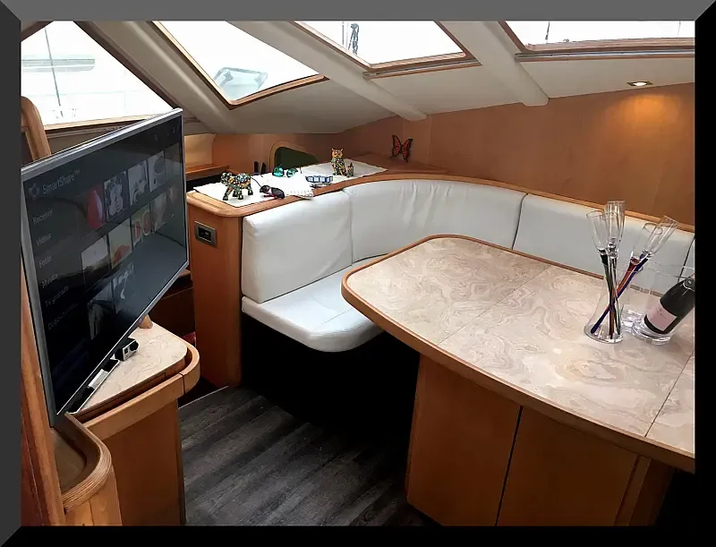 Privilege 51 (ID=2085) - фото 16