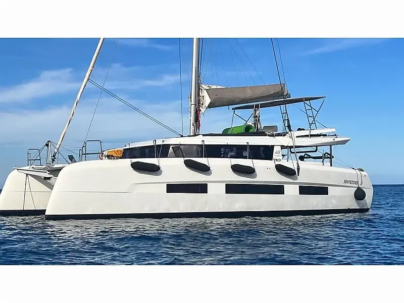 Dufour Catamaran 48 (ID=2163)