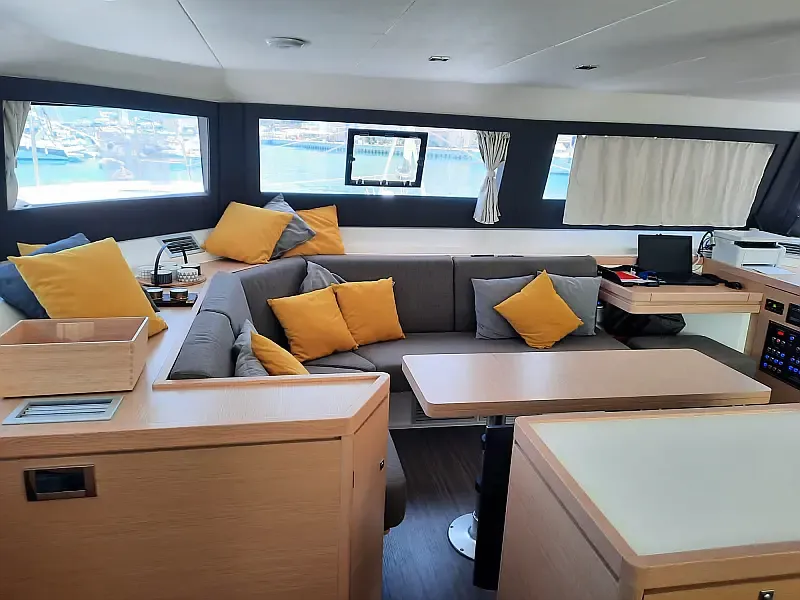 Dufour Catamaran 48 (ID=2163) - фото 3