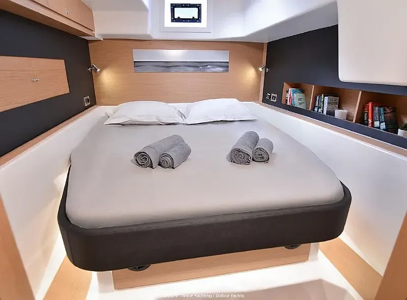 Dufour Catamaran 48 (ID=2163) - фото 10