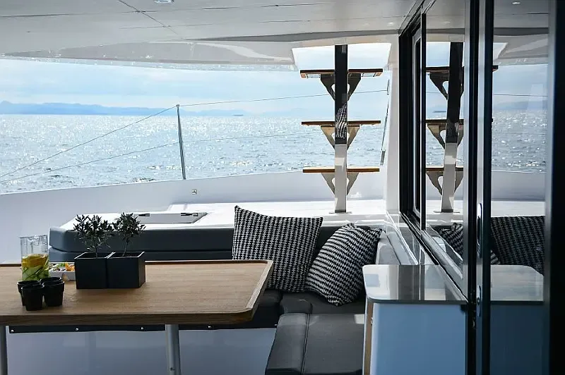 Dufour Catamaran 48 (ID=2163) - фото 4