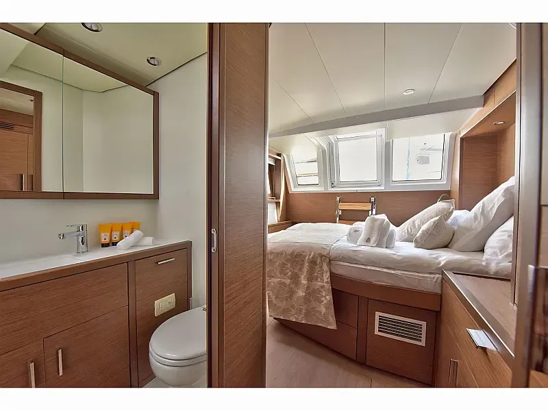 Lagoon 620 (ID=2321) - фото 3