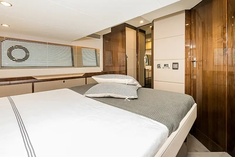 Fairline Squadron 50 (ID=2324) - фото 8