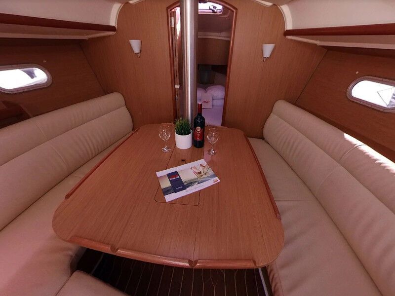 Sun Odyssey 32i (ID=2508) - фото 9