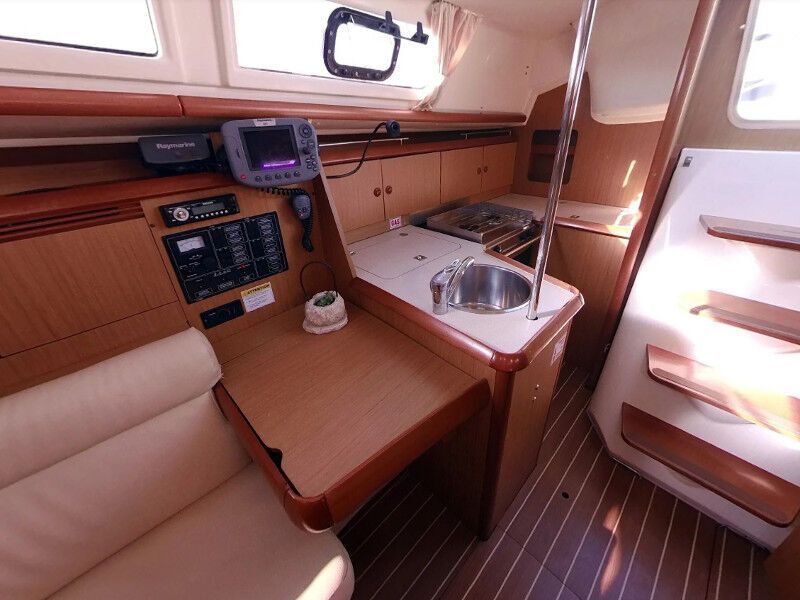 Sun Odyssey 32i (ID=2508) - фото 7