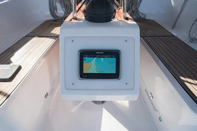 Bavaria Cruiser 37 (ID=2590) - фото 7