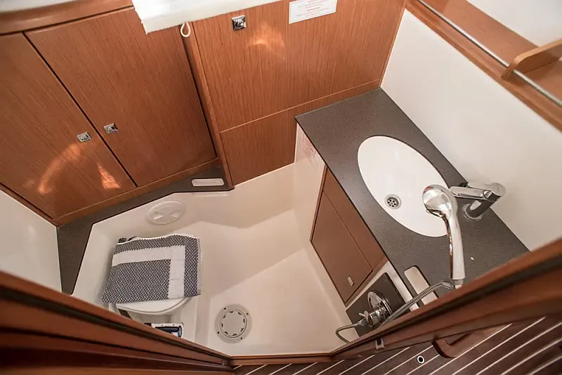 Bavaria Cruiser 37 (ID=2590) - фото 14