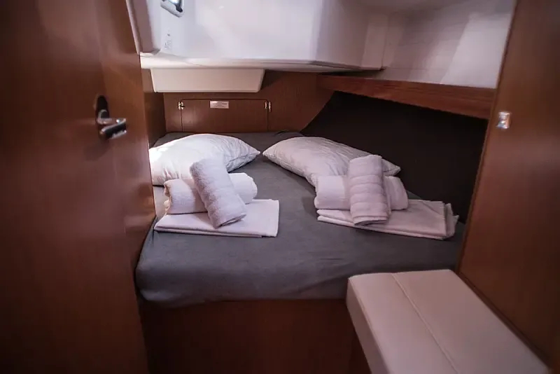 Bavaria Cruiser 37 (ID=2590) - фото 10